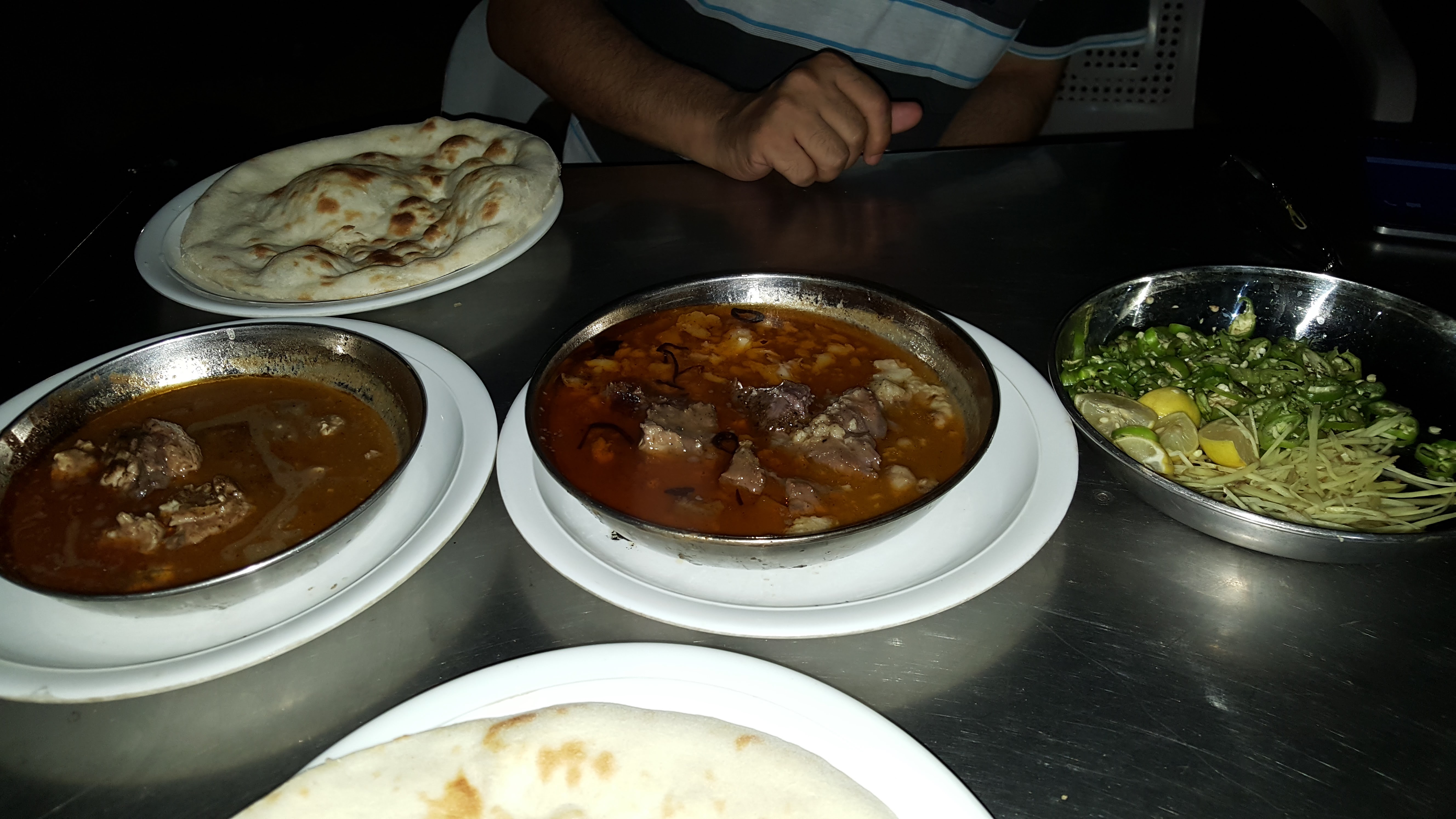 8 - One Last Nihari with Jalal uddin: Waris Nihari House 2